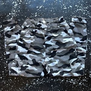 H&M Divided Camo Pants